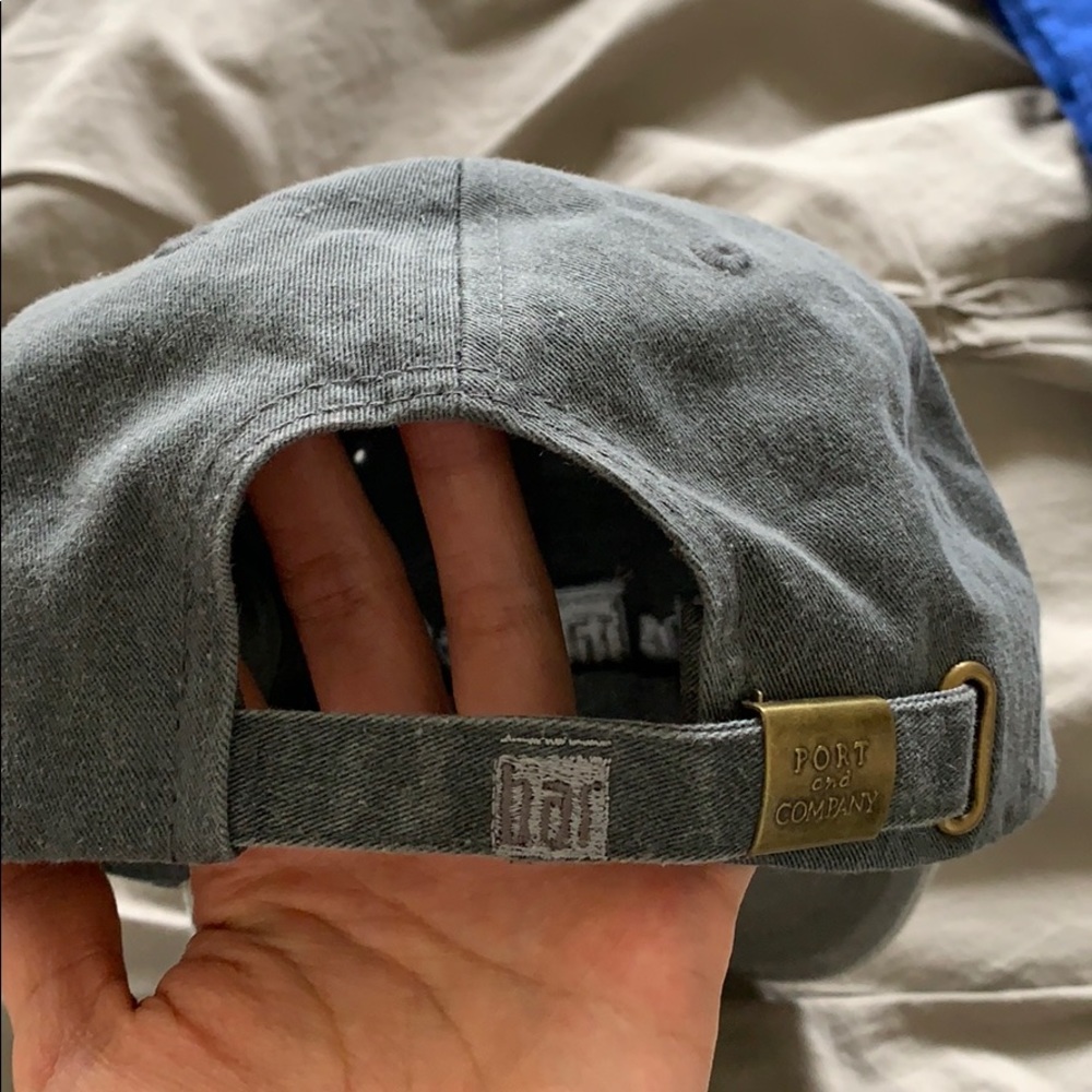 Bar Method hat - Picture 3 of 4
